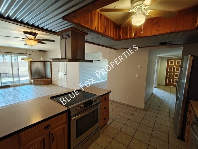 Building Photo - 9742 E Cannon Pl