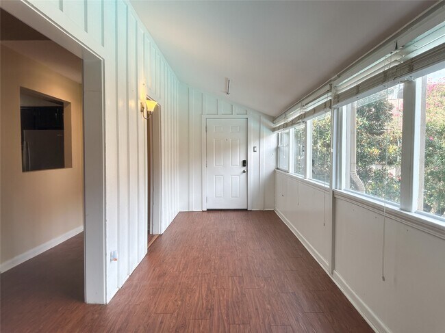 Building Photo - 2574 Marilee Ln