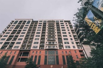 Building Photo - 121 N Monroe St