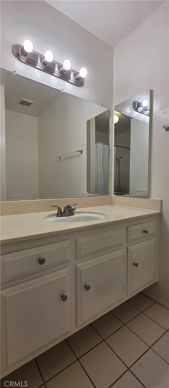 Building Photo - 6600 Warner Ave