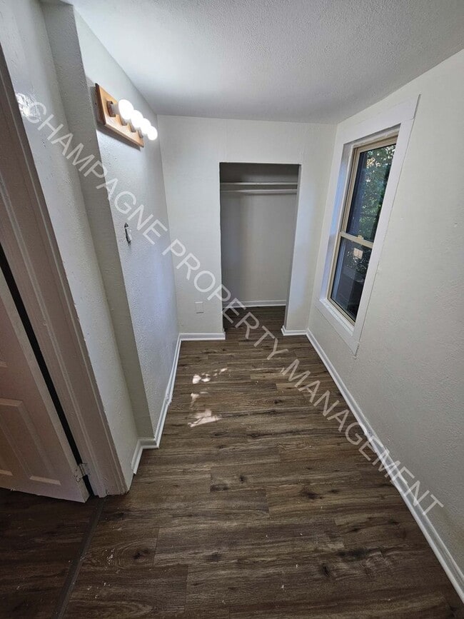 Building Photo - 8104 McGee St