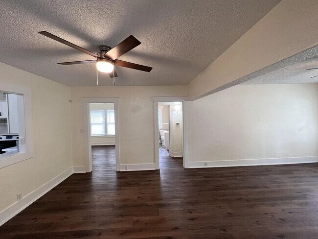 Building Photo - Beautifully Imperfect Character Craftsman Home! Eastside Olympia Home