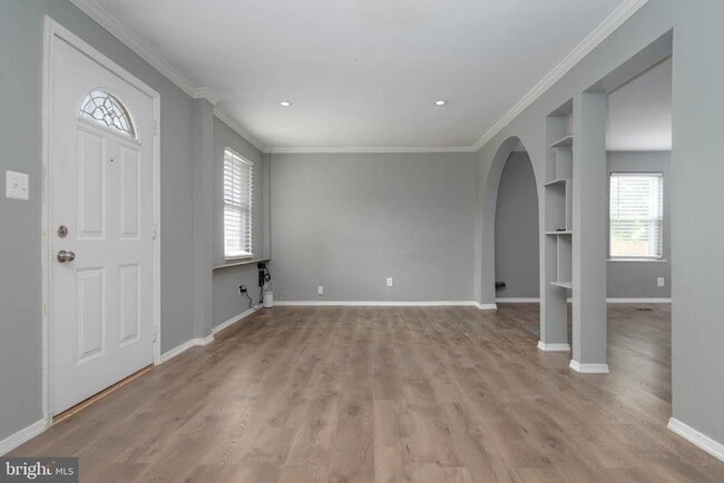 Building Photo - 204 Winters Ln