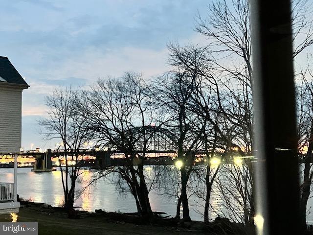 Building Photo - 6007 Riverfront Dr