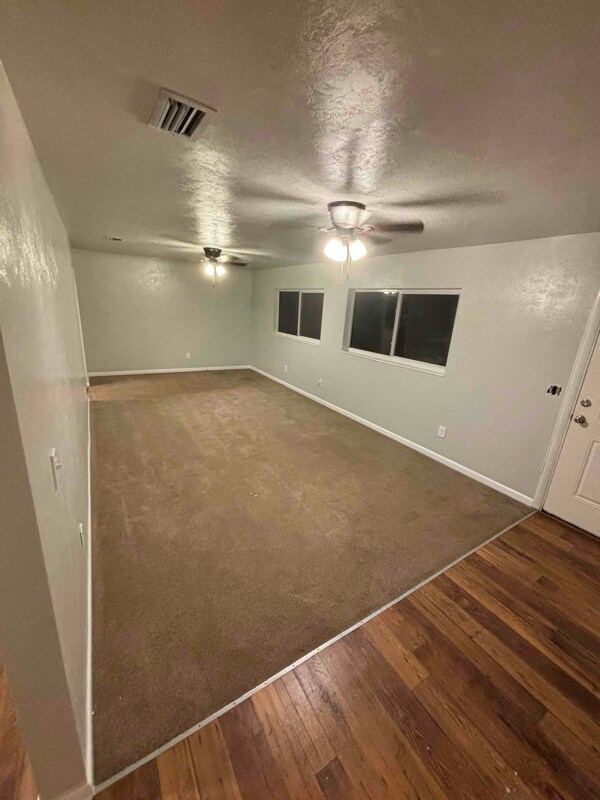 Building Photo - 4506 NW 32nd Ave