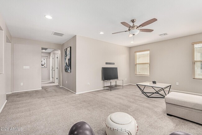 Building Photo - 7657 S Debra Dr