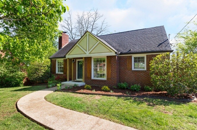 You will love coming home to this cute place - 806 Potter Ln