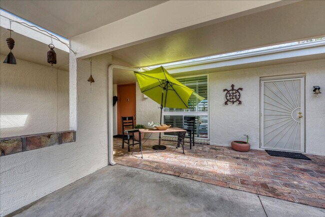 Building Photo - 4111 N 87th Pl