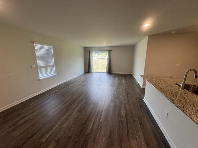 Building Photo - 118 Medley Wy