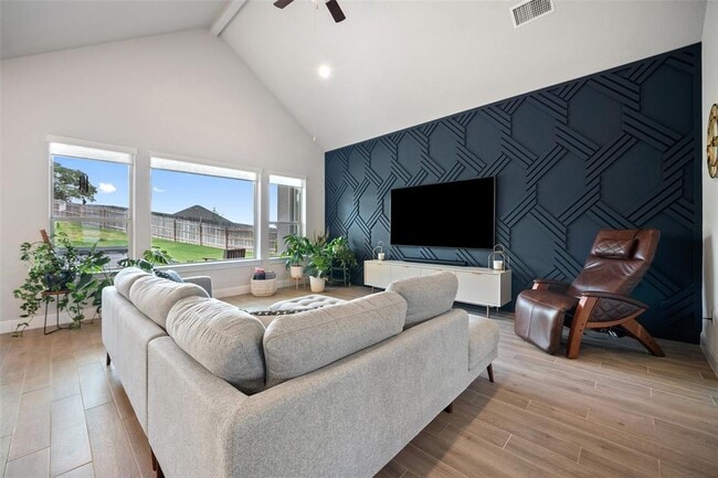 Building Photo - 165 Lunar Lp