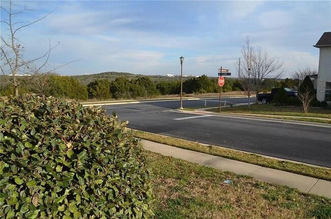 Building Photo - 11201 Dodge Cattle Dr