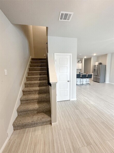 Building Photo - 3065 Strawberry Farm Ln