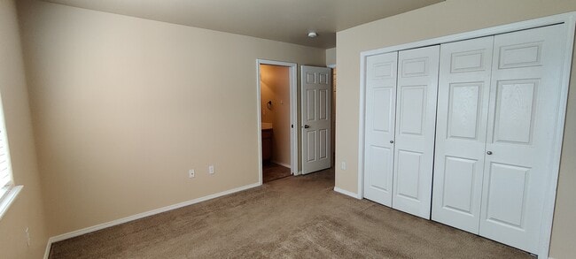 Building Photo - 1721 W Cimarron Ln