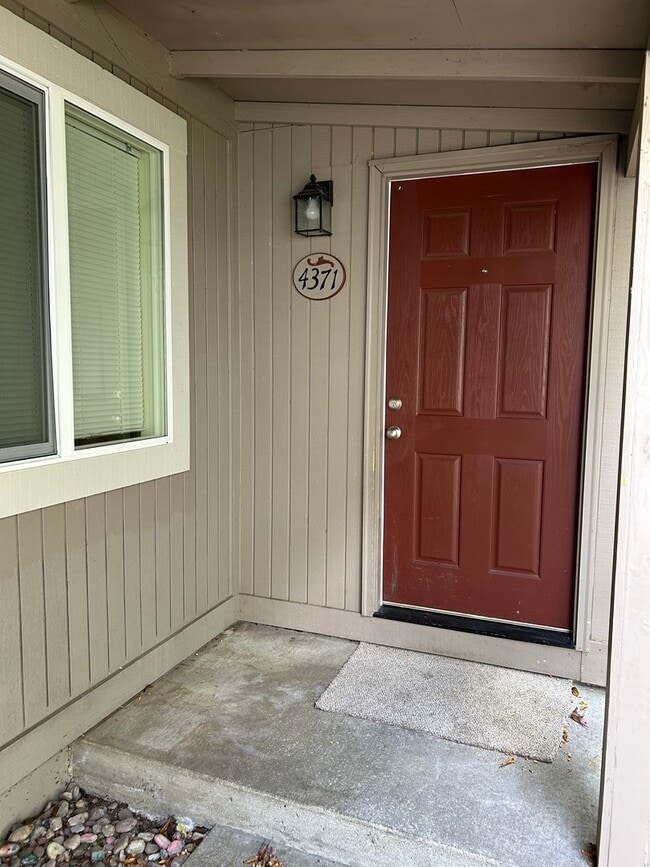 Building Photo - 4371 Madrona Way SE