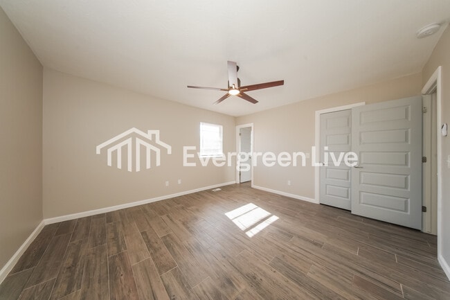 Building Photo - 8512 NW 86th St