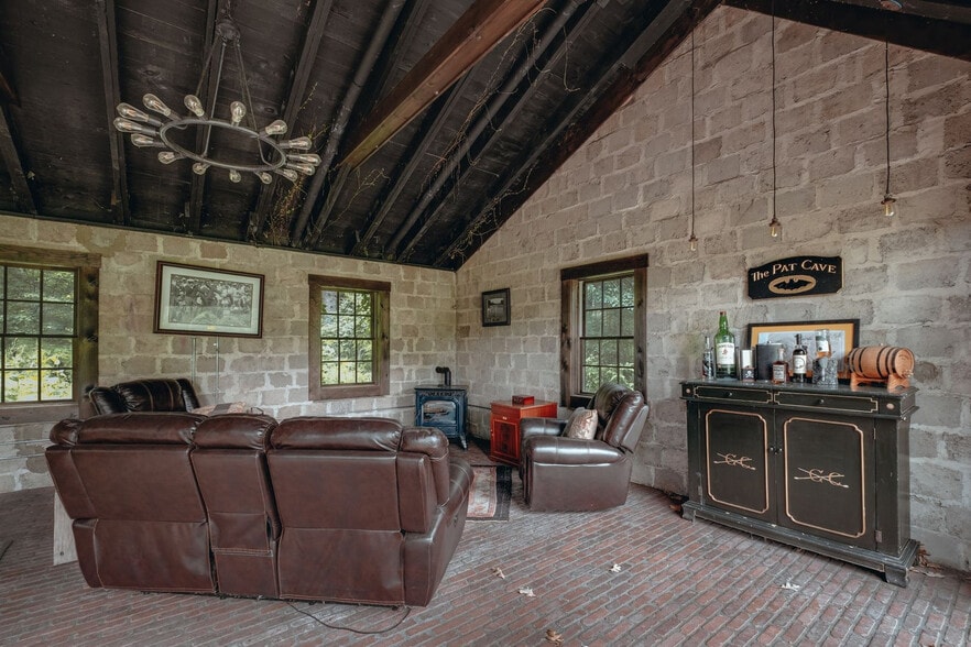 Building Photo - 21 Aly Raisman Wy