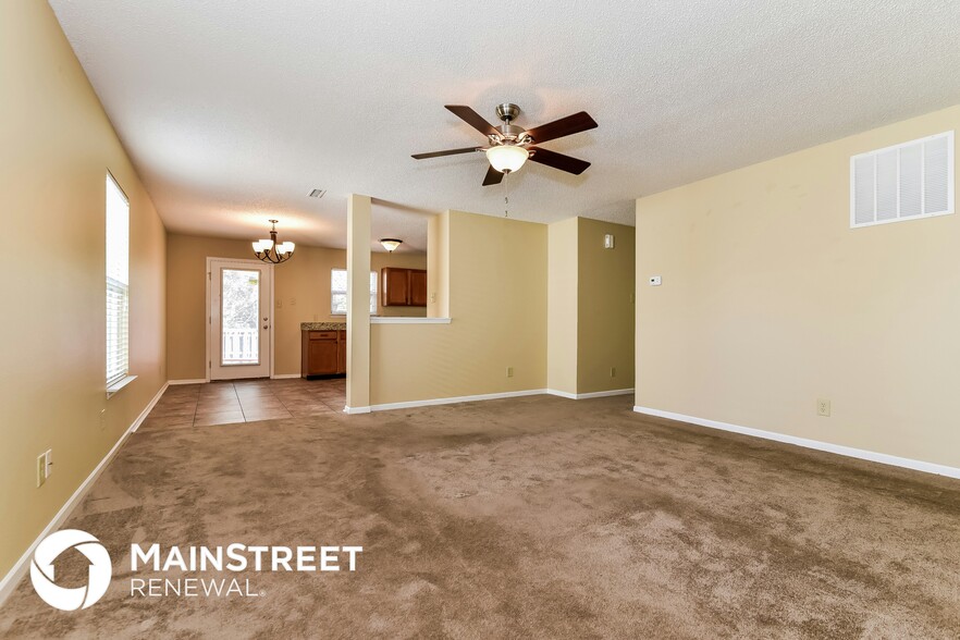 Building Photo - 9130 Southernwood Way