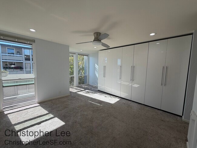 Building Photo - 1081 Beach Park Blvd