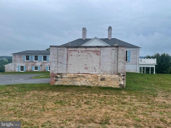Building Photo - 2601 Butler Rd