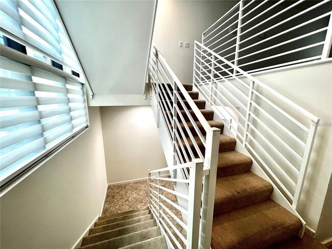 Building Photo - 350 S Osceola Ave