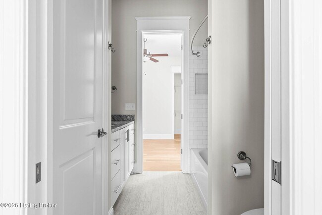 Building Photo - 6204 Moonseed St