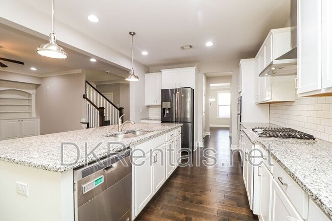 Building Photo - 5780 Bradenton Rd