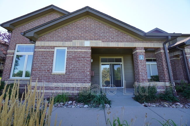 Building Photo - 6414 Silver Mesa Dr