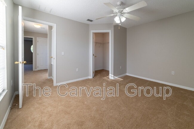 Building Photo - 13175 Center Square Dr