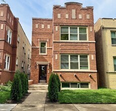 Building Photo - 5852 N Artesian Ave
