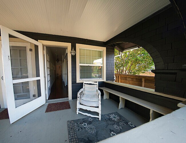 Front porch - 252 Market St