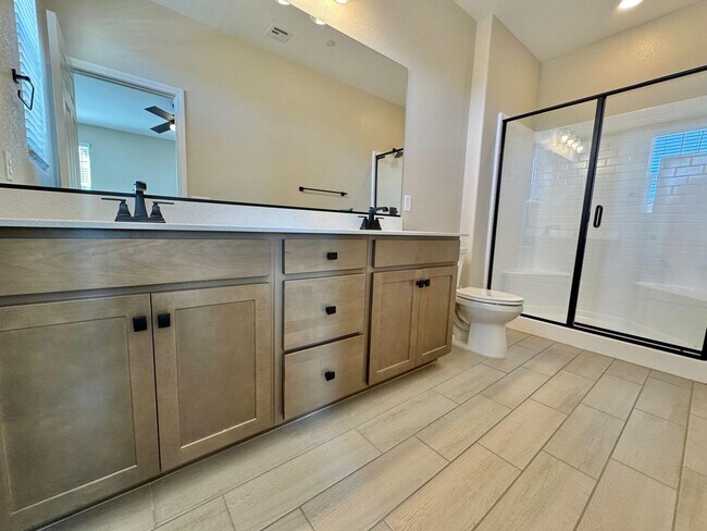 Building Photo - RICHMOND AMERICAN DESIGNER HOME FEATURING ...