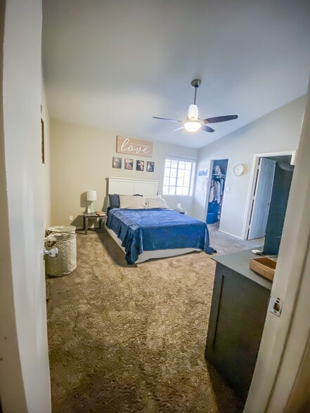 Building Photo - 6262 E Brown Rd