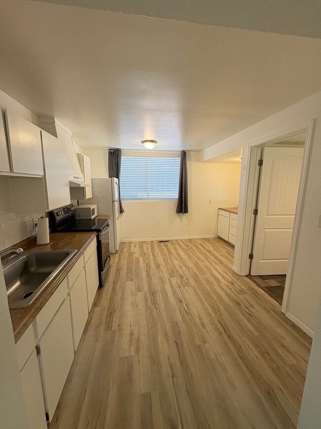Building Photo - Home for Rent in Soap Lake