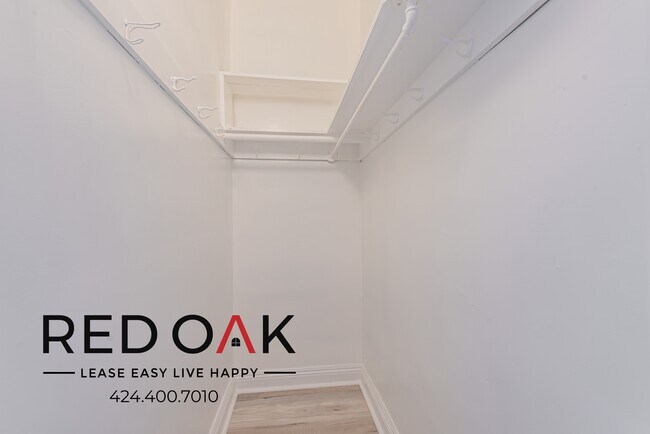 Building Photo - 3471 5th St