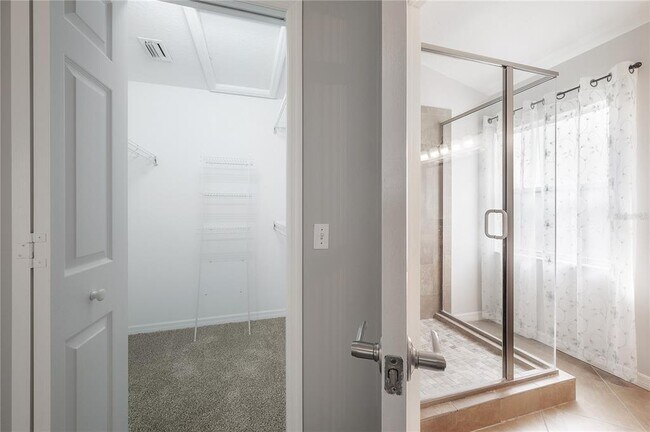 Building Photo - 10248 Woodford Bridge St