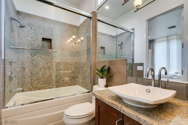 Building Photo - 483 Toucan Ridge Ct