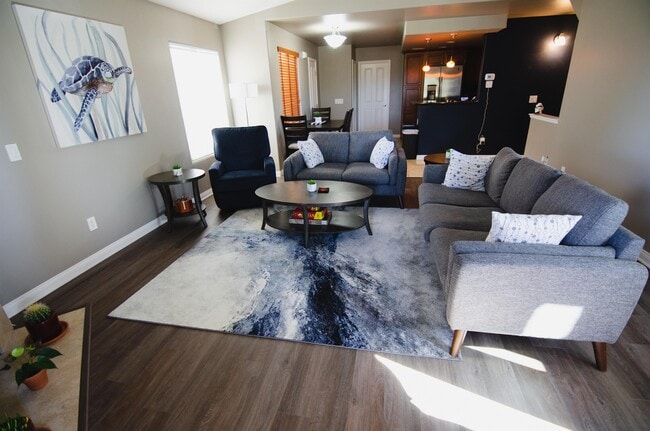 Building Photo - 3921 Oregon St