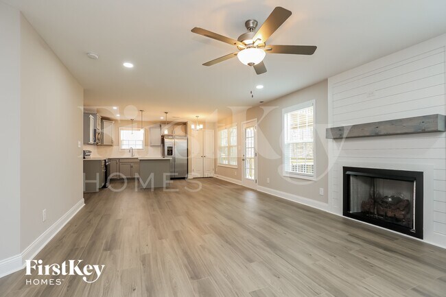 Building Photo - 1094 Winesap Rd