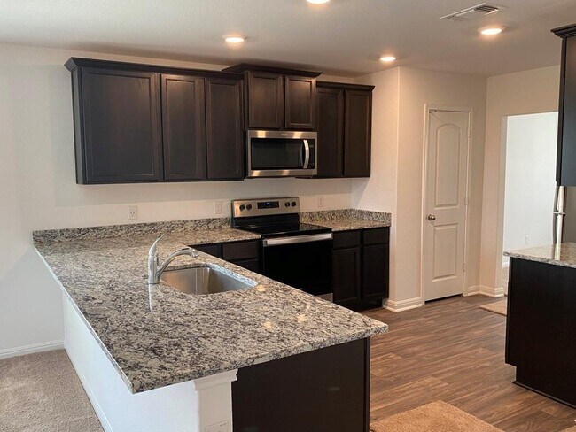 Building Photo - 309 Riverdale Dr