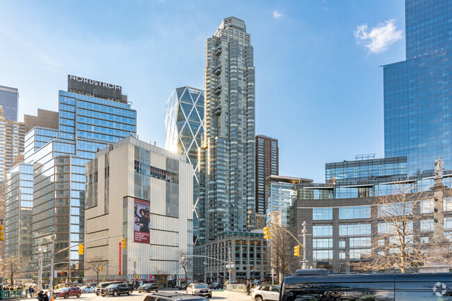 Building Photo - Central Park Place