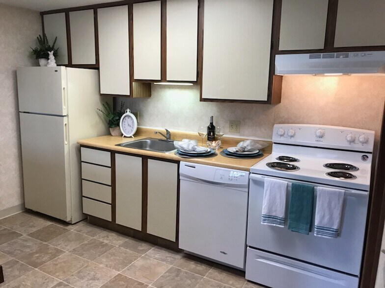 Hayfield Park 5519 Limaburg Rd Burlington KY 41005 Apartment Finder