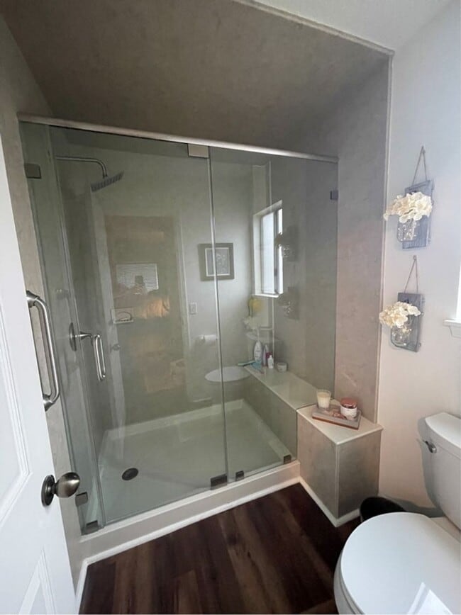 Building Photo - BEAUTIFUL 2 STORY HOME WITH HUGE MASTER BE...