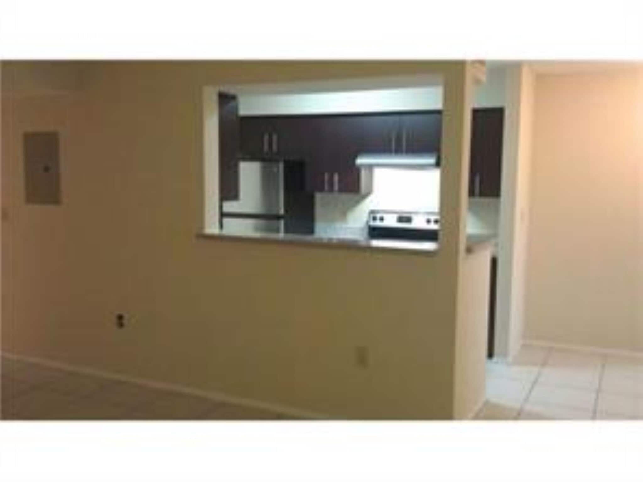 Building Photo - 2405 NW 33rd St