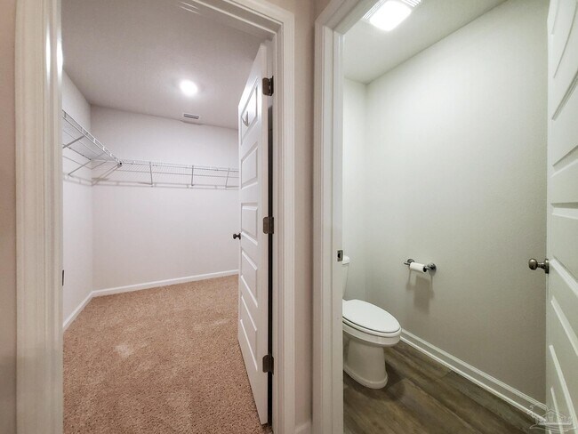 Building Photo - 5586 Galahad Trl