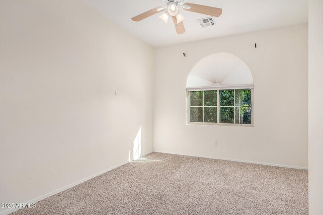 Building Photo - 1844 E Dunbar Dr