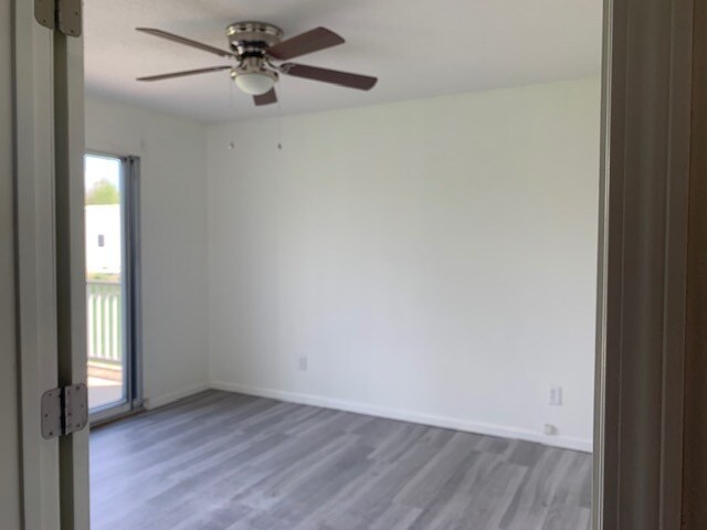 Primary Photo - 2065 Libertyville Rd