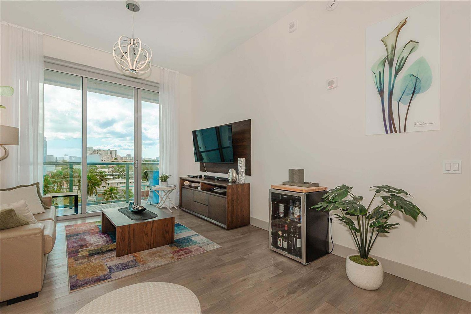 Building Photo - 777 N Ocean Dr
