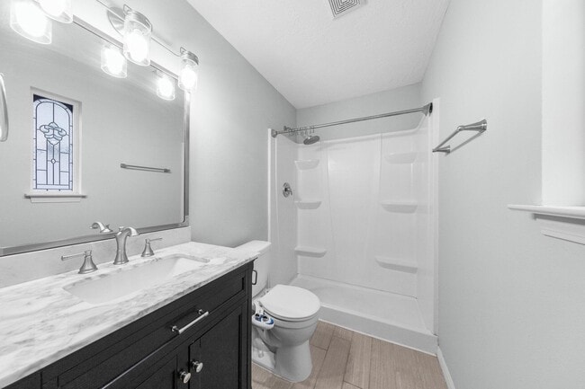 Building Photo - 3030 Blue Pine Ln