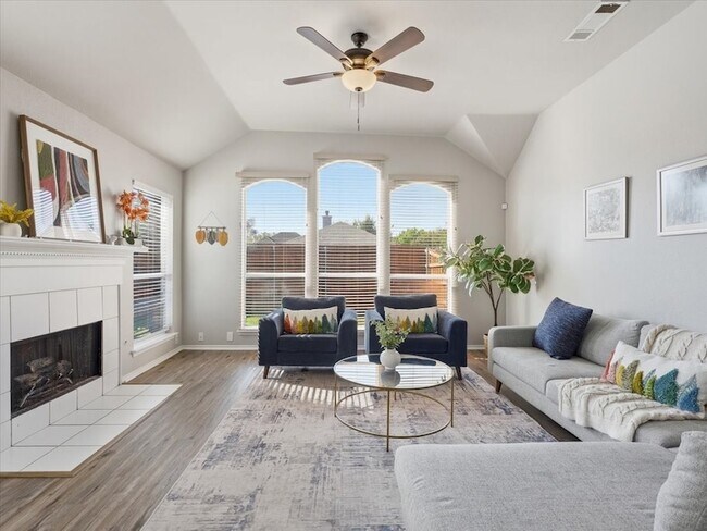 Building Photo - 1316 Pelham Ln