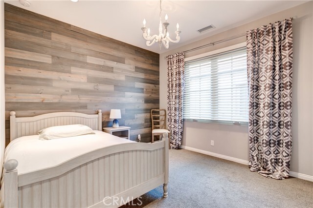 Building Photo - 72 Cherry Tree